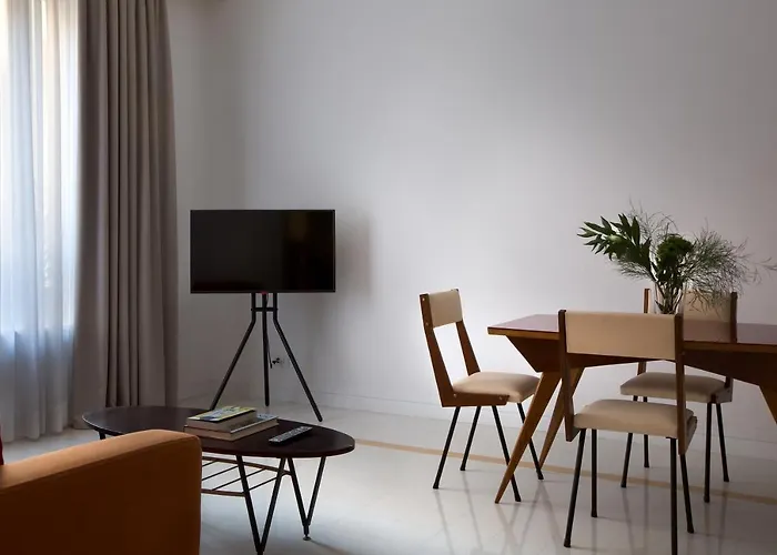 Corso Novara 5 Design Apartments