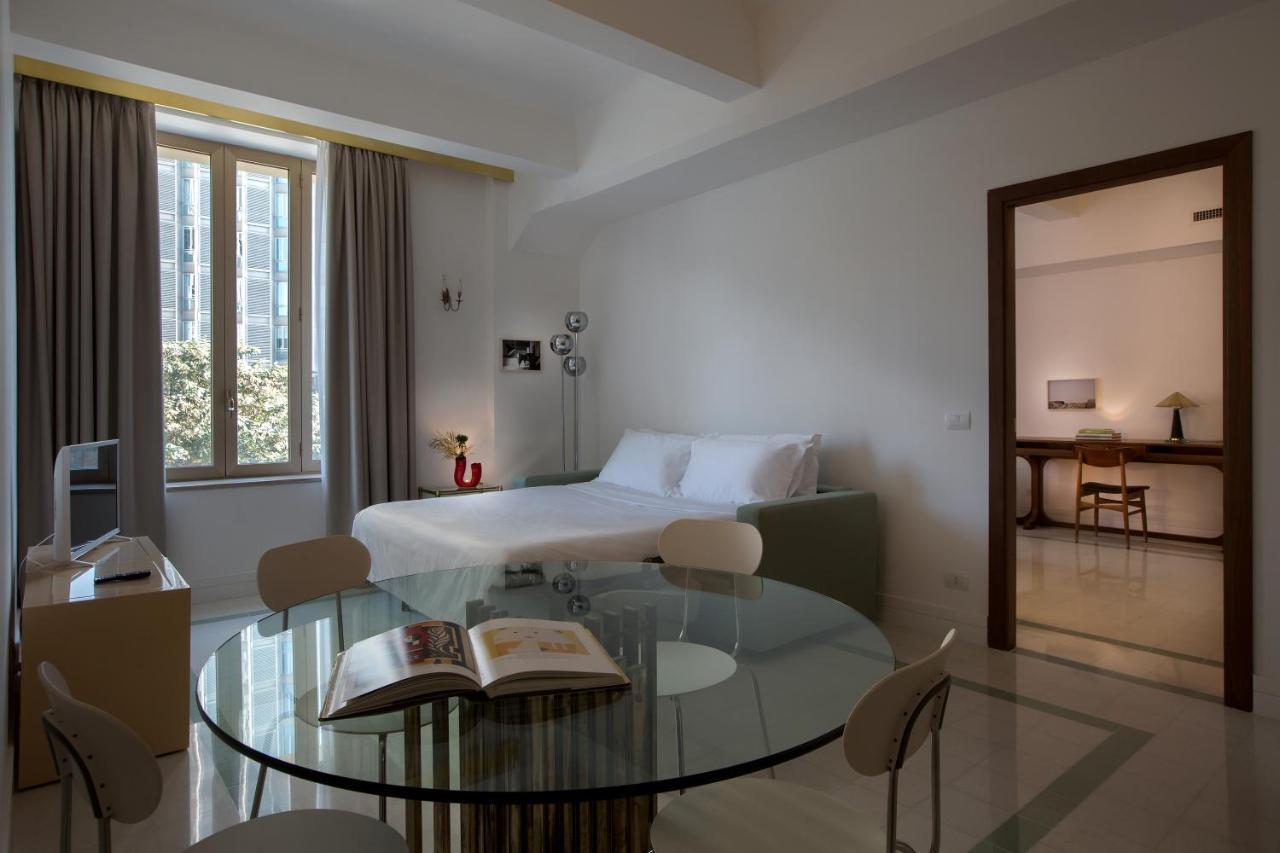 Corso Novara 5 Design * Neapel