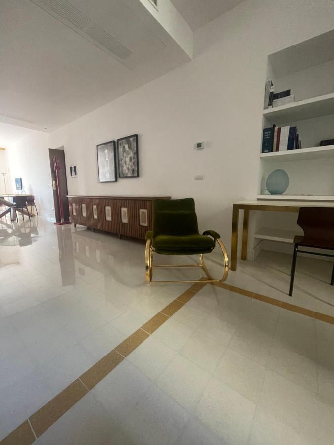 Apartment Corso Novara 5 Design Neapel