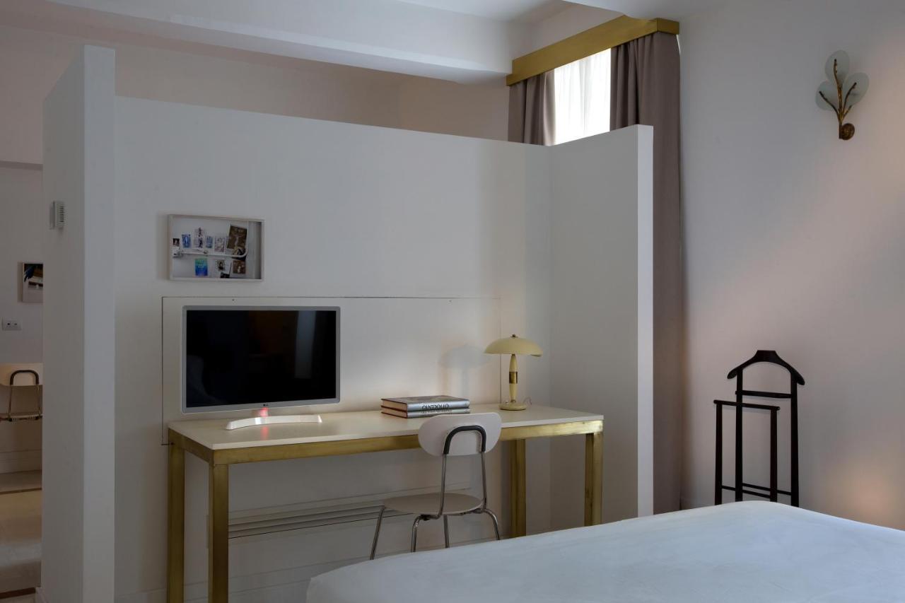 Corso Novara 5 Design Napels