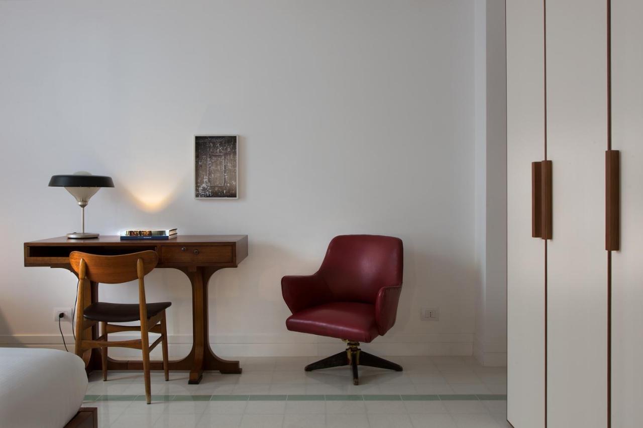 Corso Novara 5 Design Napels